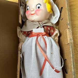 Vintage Campbells 1976 Martha Washington Doll with Orange and White Outfit